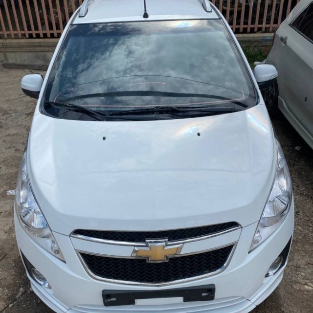 លក់ឡានលក់ឡានChevrolet Spark 2011 full Option