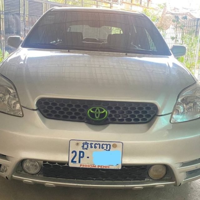 Toyota matrix 03