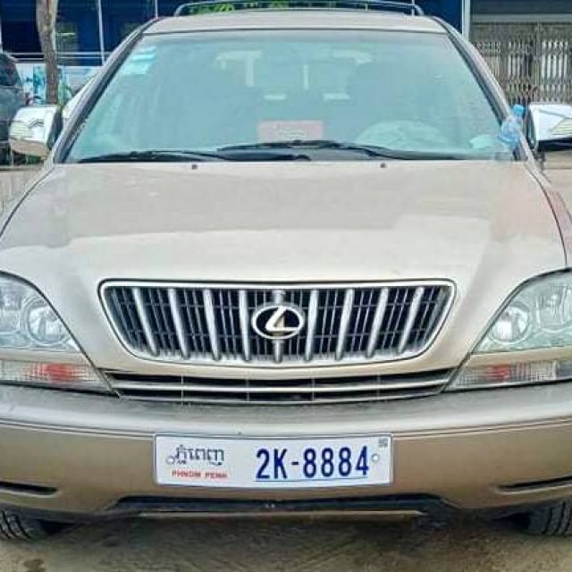 Lexus RX 300 ឆ្នាំ99ប៉ុង2