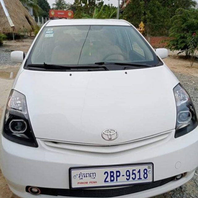 Prius 04 h full option