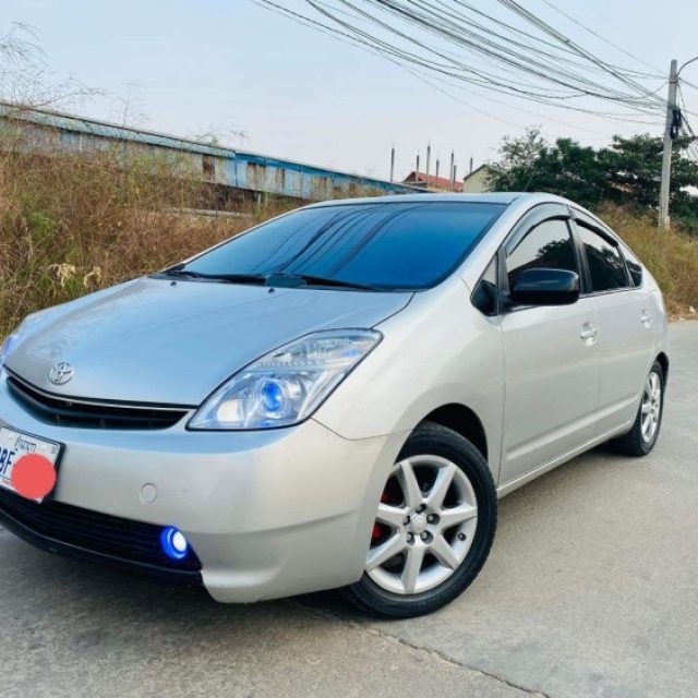 Toyota Prius 2005 full no map