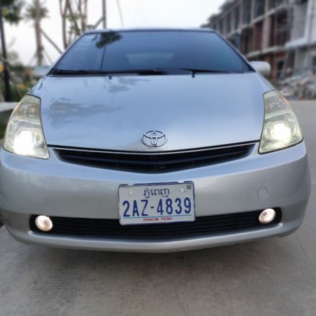 លក់ Prius 04 full option