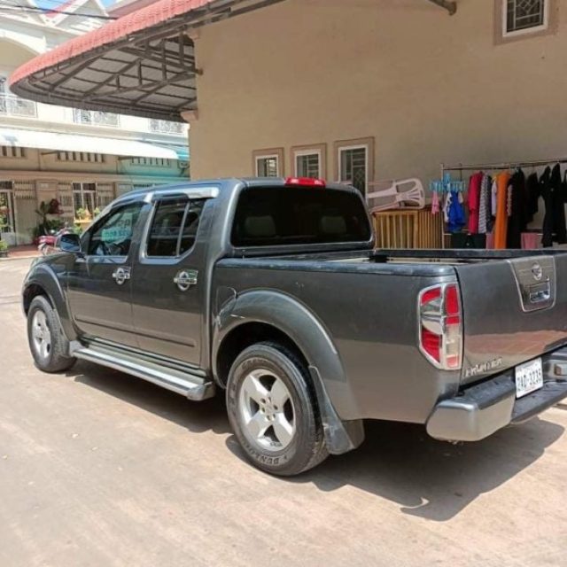 Nissan Frontier 05 full option