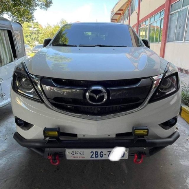 Mazda BT50 021 ម៉ាស៊ីនធំ