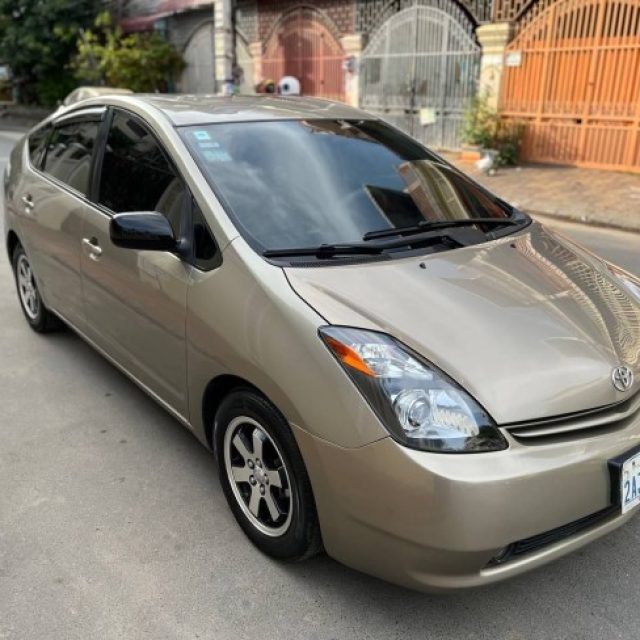 Prius 05 full ធានាឡានស្អាត