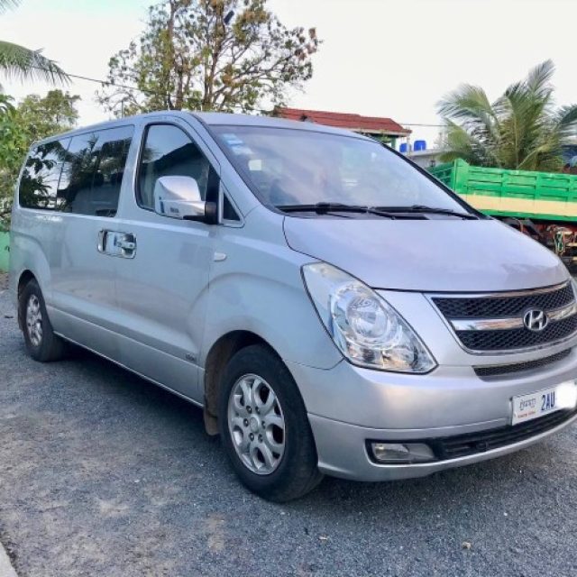 Hyundai Grand Starex ឆ្នាំ2008 ពាក់កណ្តាលហ្វូល