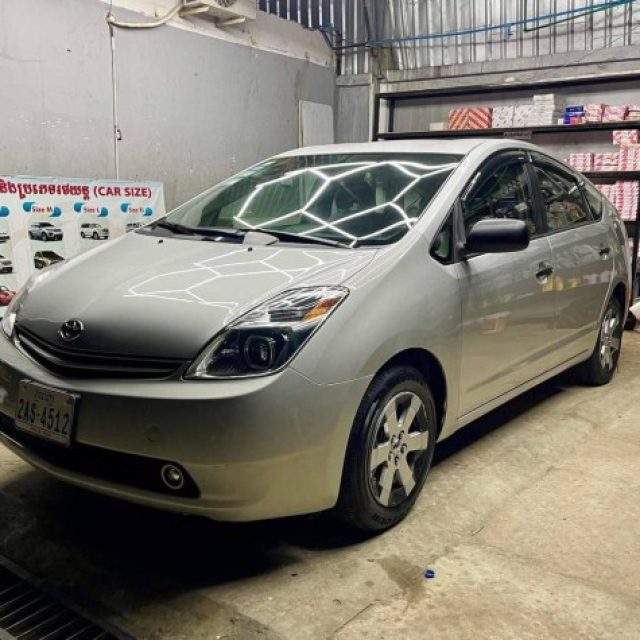 Toyota Prius 2005 យូរៗជួបមួយ  មហាថ្មី