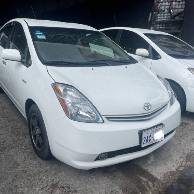 Prius 07 Full touring ធានាឡានស្អាត