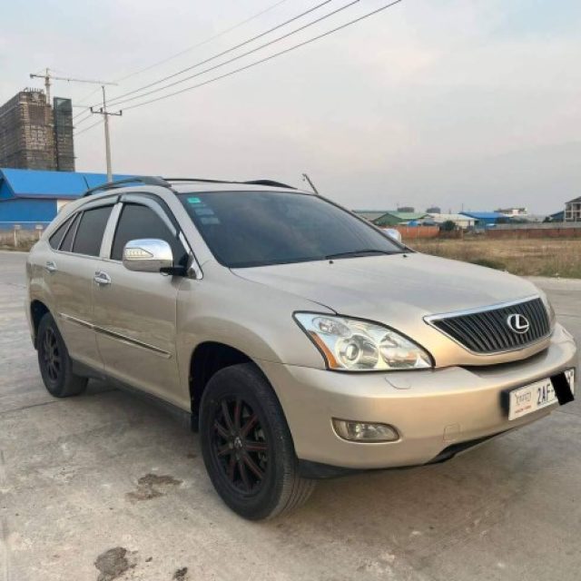 Lexus 330 04 P2 full ធានាឡានស្អាត