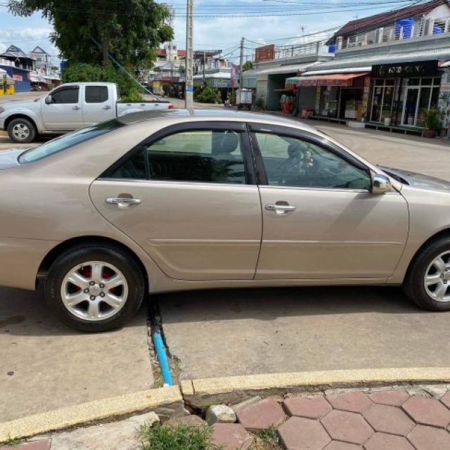 Camry បាឡែន 02 LE ABS ឡានស្អាតអត់បុក