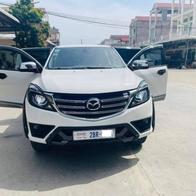 Mazda BT-50 ឆ្នាំ 021 Thunder