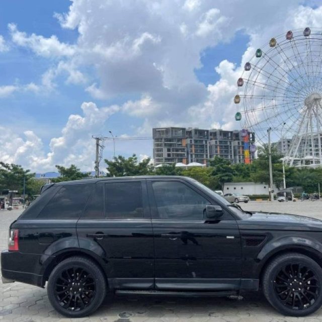 Range Rover sport 06 full មាស៊ូត