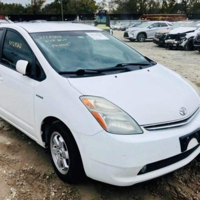 Toyota Prius 08 ឡានសាង