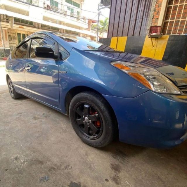 Prius 06 Half Full កាត់ពីម្ចាស់ដេីម​ទី១