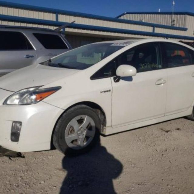 TOYOTA PRIUS 2010 OPTION 2