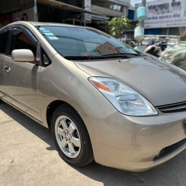 Prius 05 full ធានាឡានស្អាត