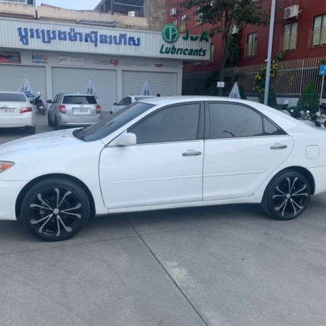 Camry បាឡែន 05 ក្នុងលឿង