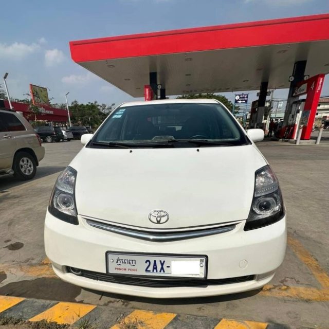 Prius 08 Half full ឡានស្អាត​