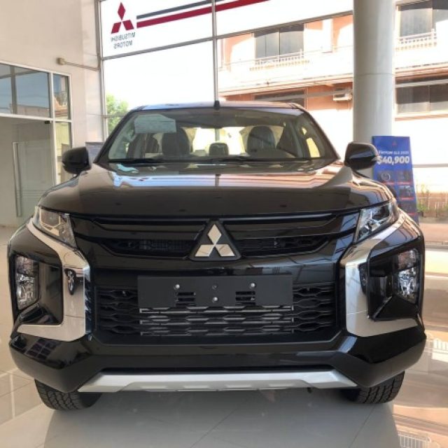 Mitsubishi Triton GLS ឆ្នាំ 2023