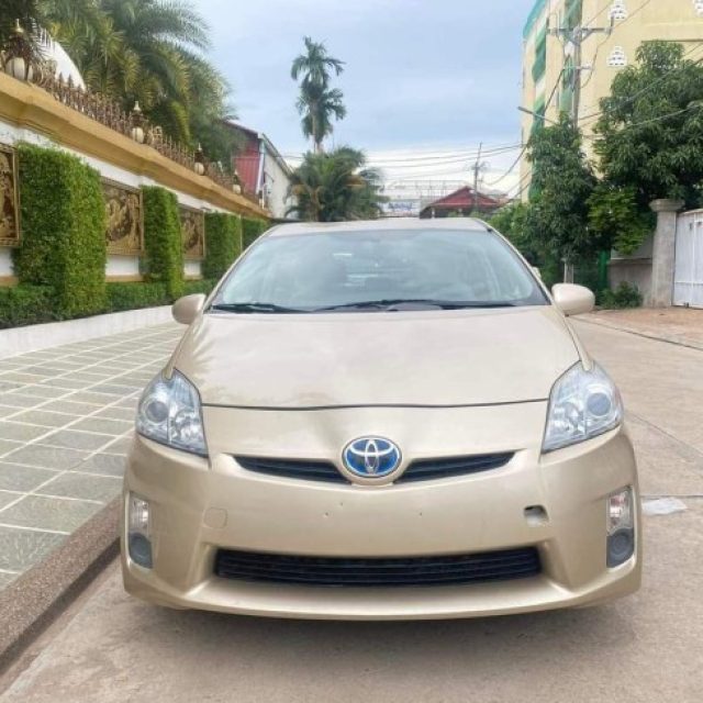 TOYOTA_Prius_2010_option2 ពណ៌ទឹកមាស