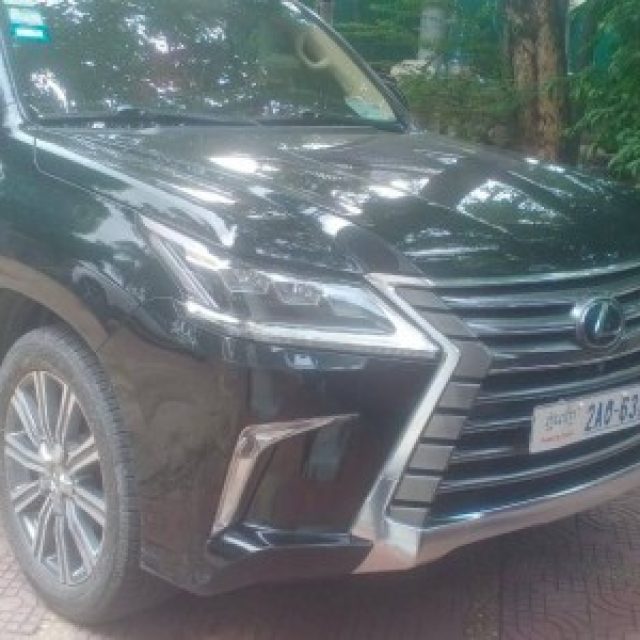 Lexus LX570 2019 ស្អាត