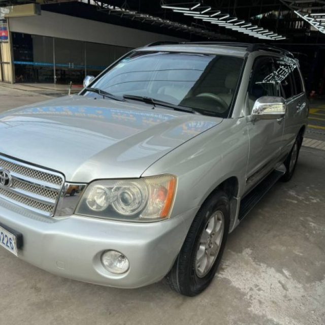 Toyota Highlander 2003 V4 ម្ចាស់ដើម