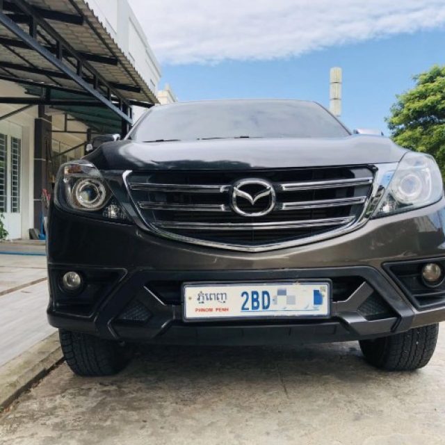 Mazda BT-50 3.2L full option