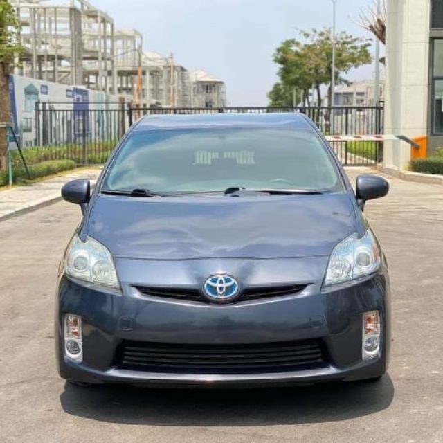 លក់ប្រញាប់លុយ Toyota Pruis 2011 option 2