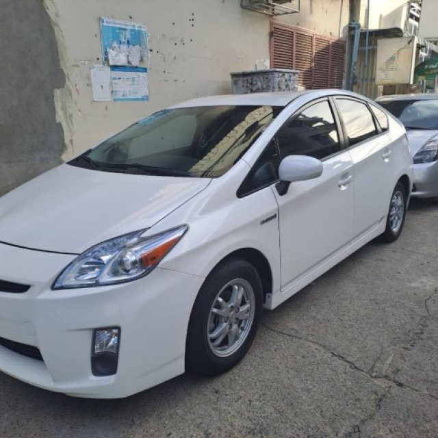 prius 010 ពណ៏ សខាំម៉ៃ