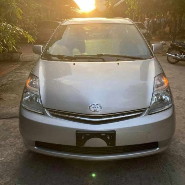 ក្រដាសពន្ធ Prius 09 (ពណ៌ប្រាក់)