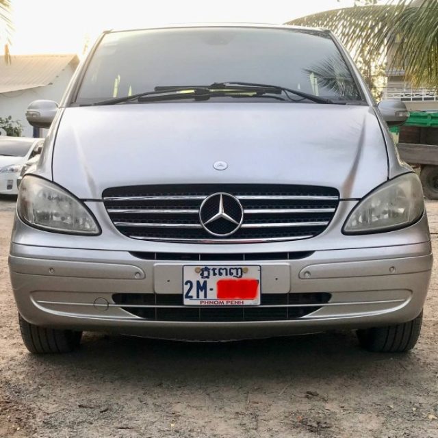 Mercedes Viano ឆ្នាំ2005 ដំបូលបើក