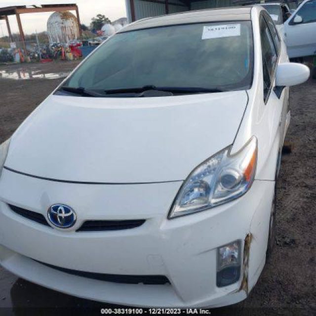 TR193_Prius_2010_Option4_Solar