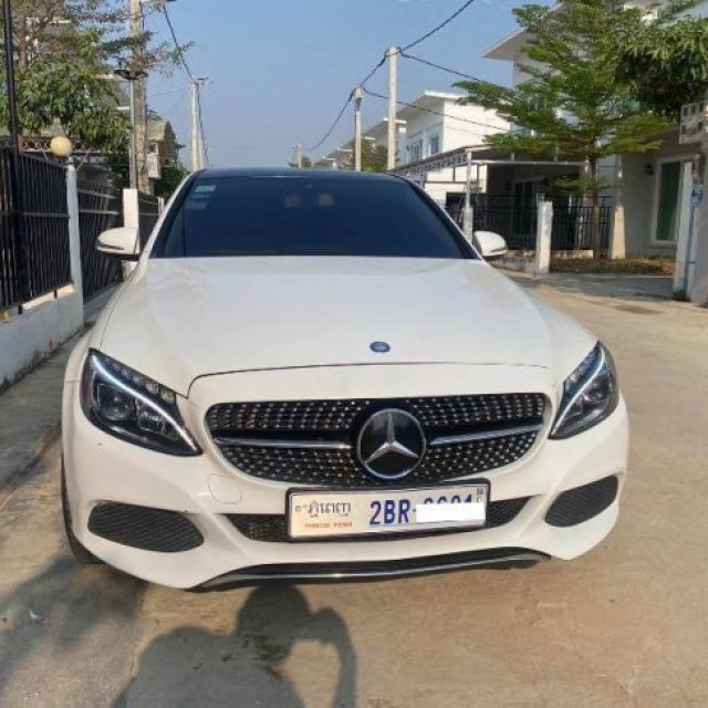 Mercedes C-300 4 matic full បេីកដំបូល​