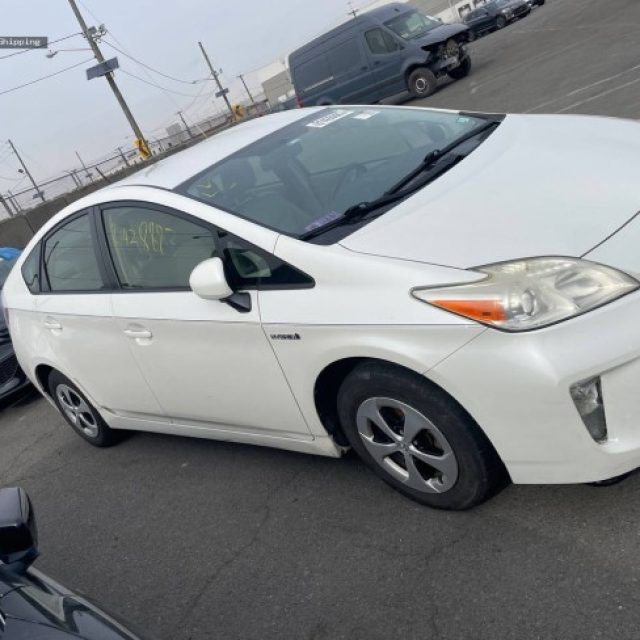 Prius_2012_Option3