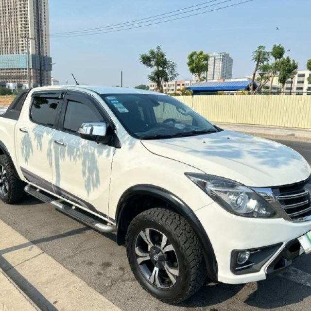 Mazda BT50 Thunder Full Option ឆ្នាំ2021