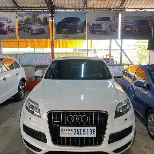 Audi Q7 010 full options