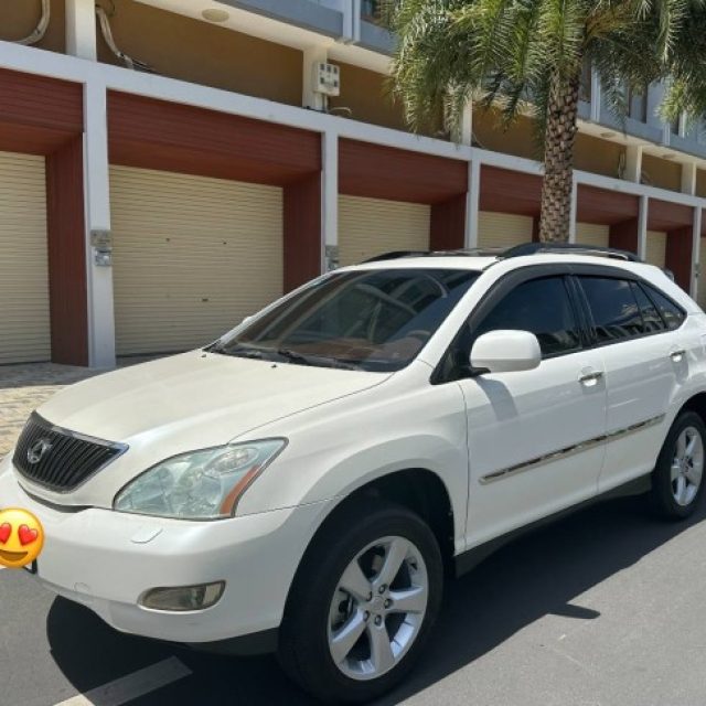 Lexus RX330 ពាក់កណ្តាលហ្វូល