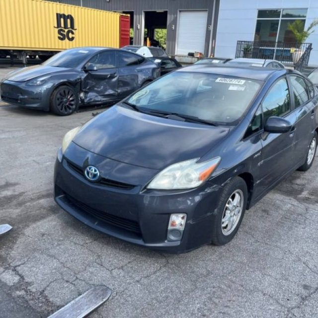 Prius 2011 Option2