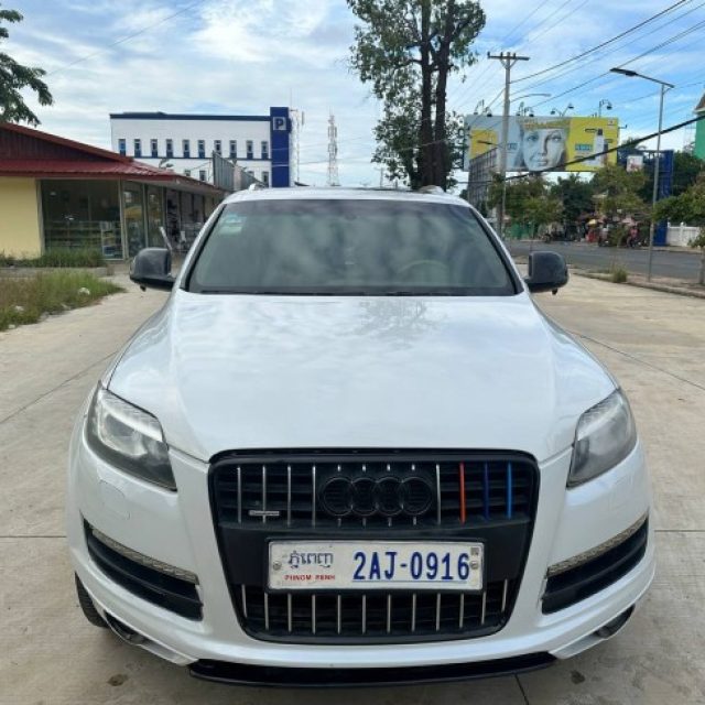 Audi Q7 ឆ្នាំ 2007 ឡើង 2011