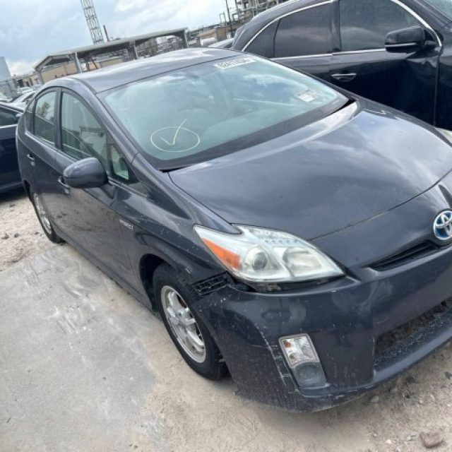 Prius 2011 Option4