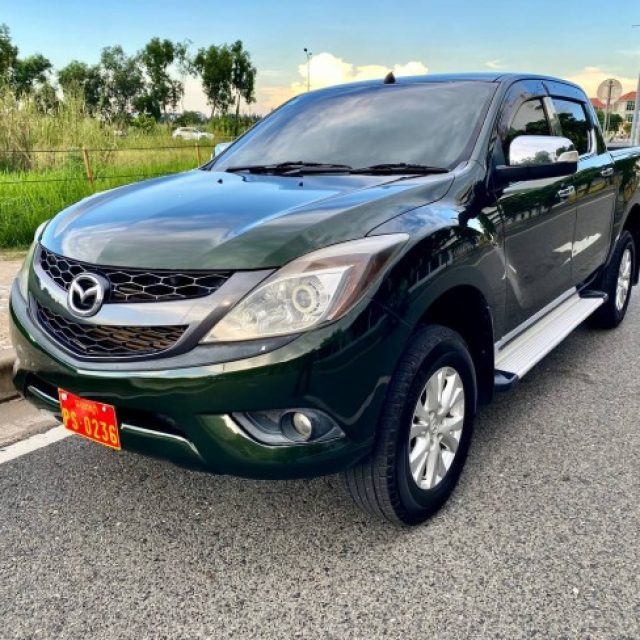 Mazda BT50 2012 ស្ដាំ